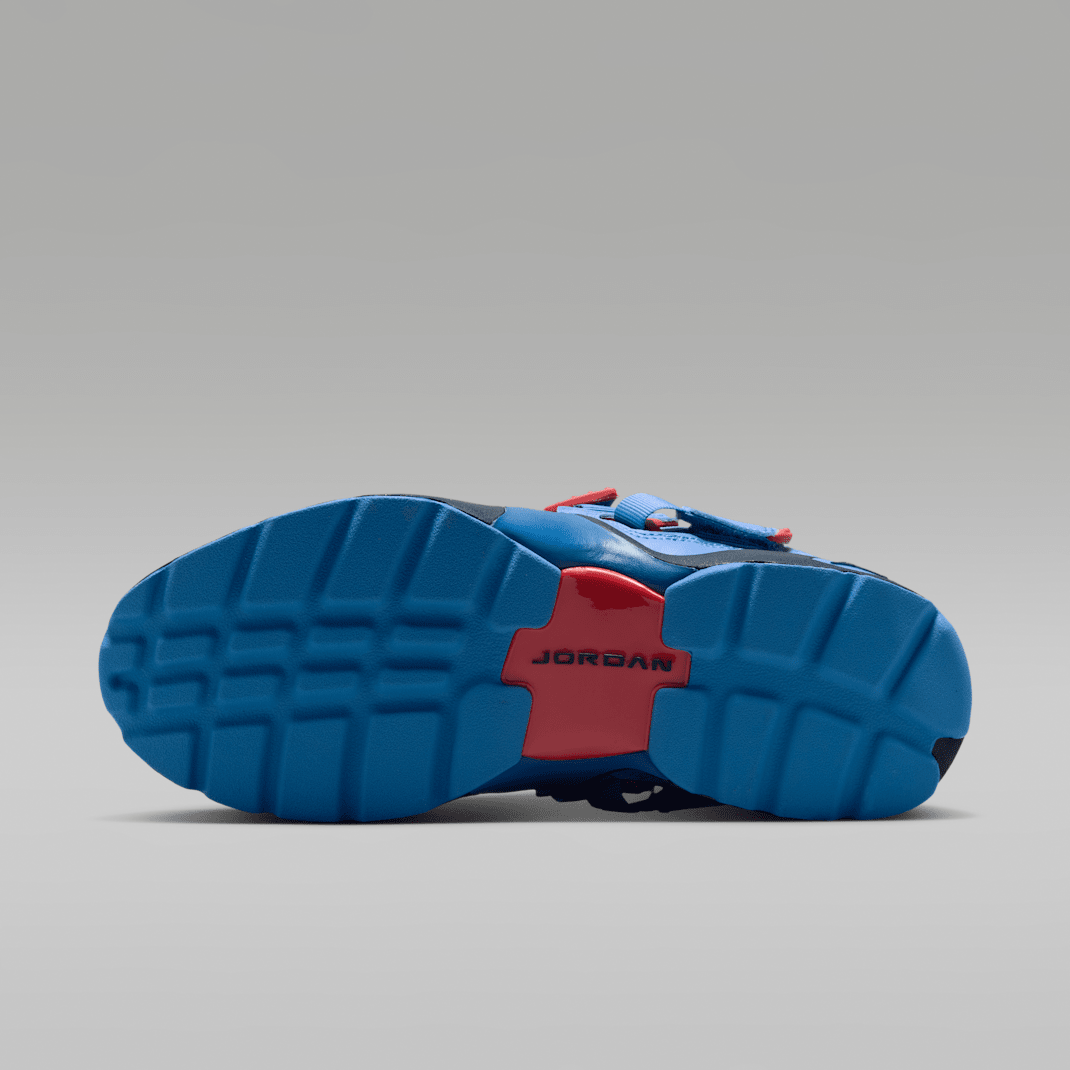 Blue Beyond/Track Red/Reflective Silver/Obsidian