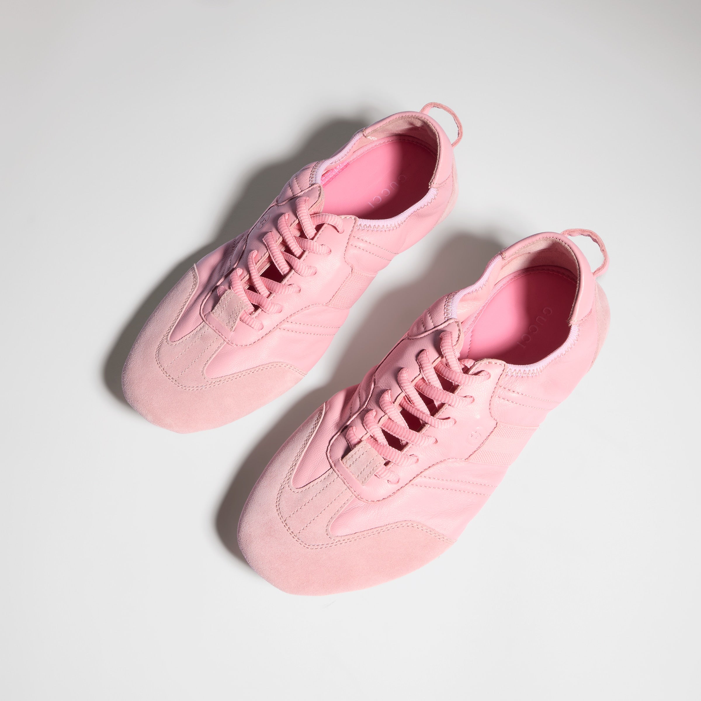 ante rosa y piel