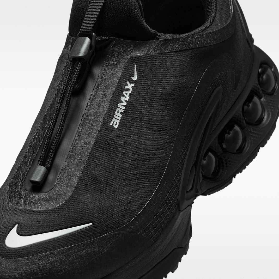 Black/Black/Black/Metallic Silver