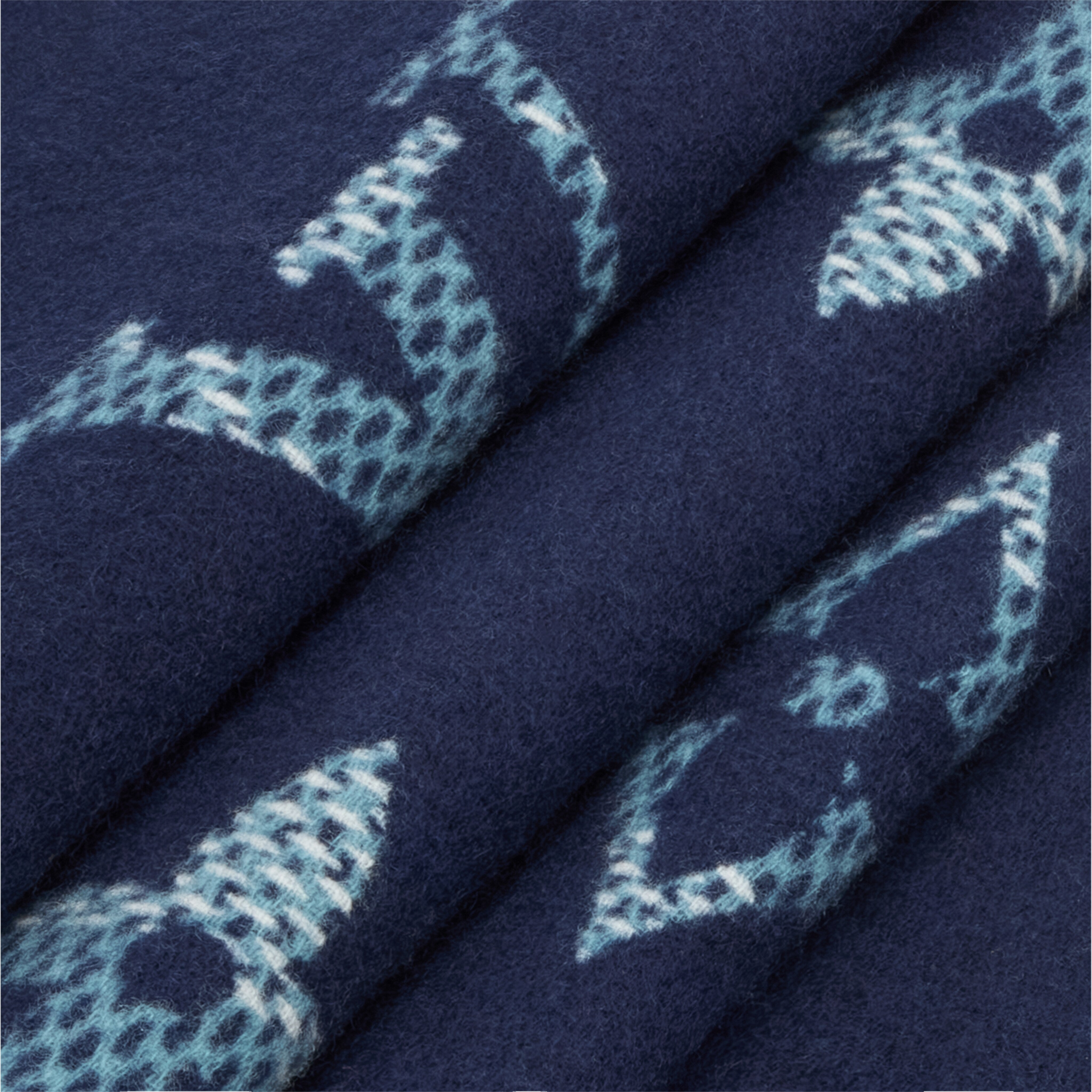 Azul