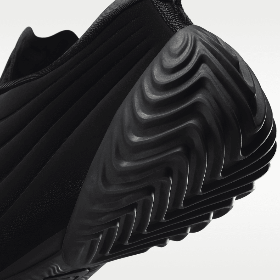 Black/Black
