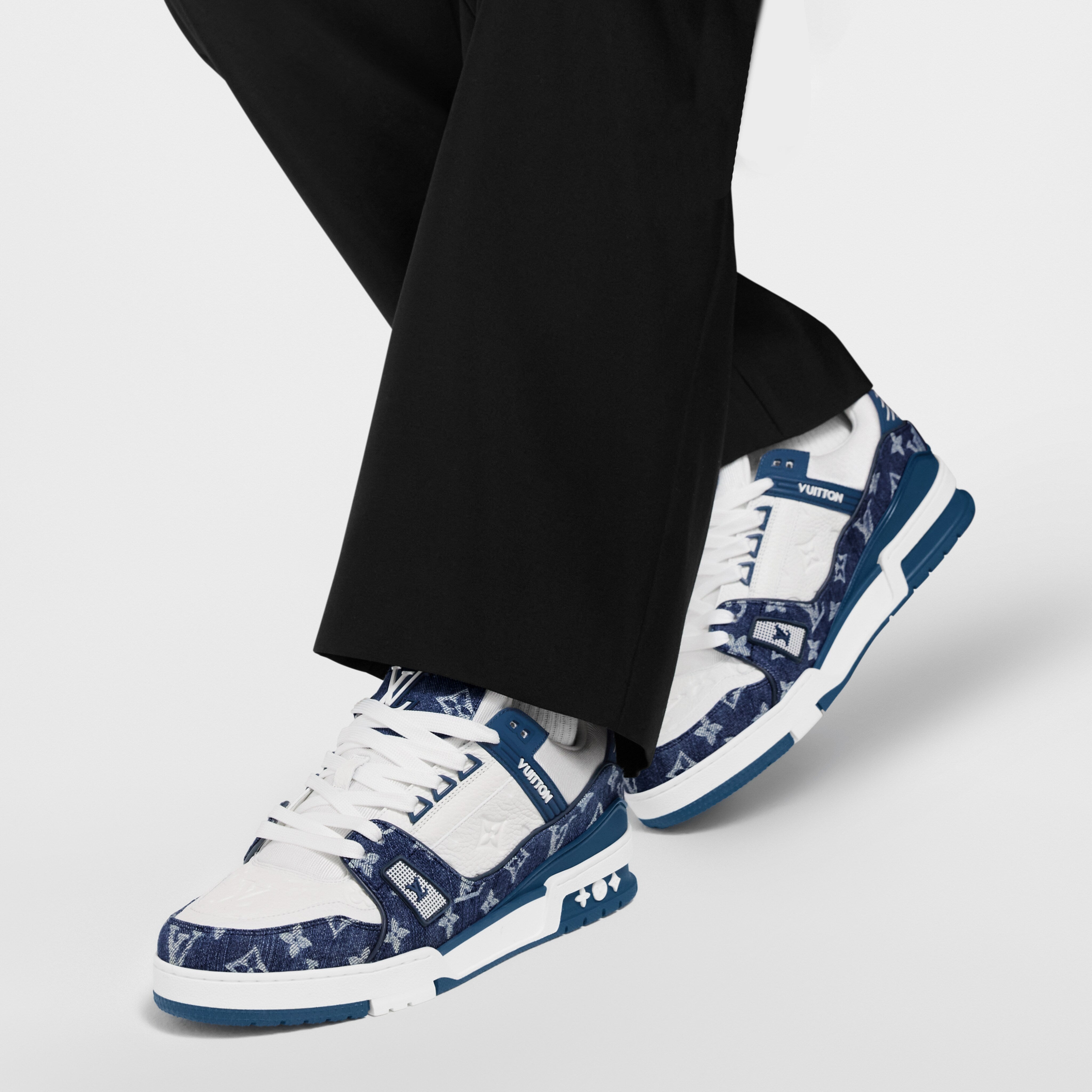 Azul