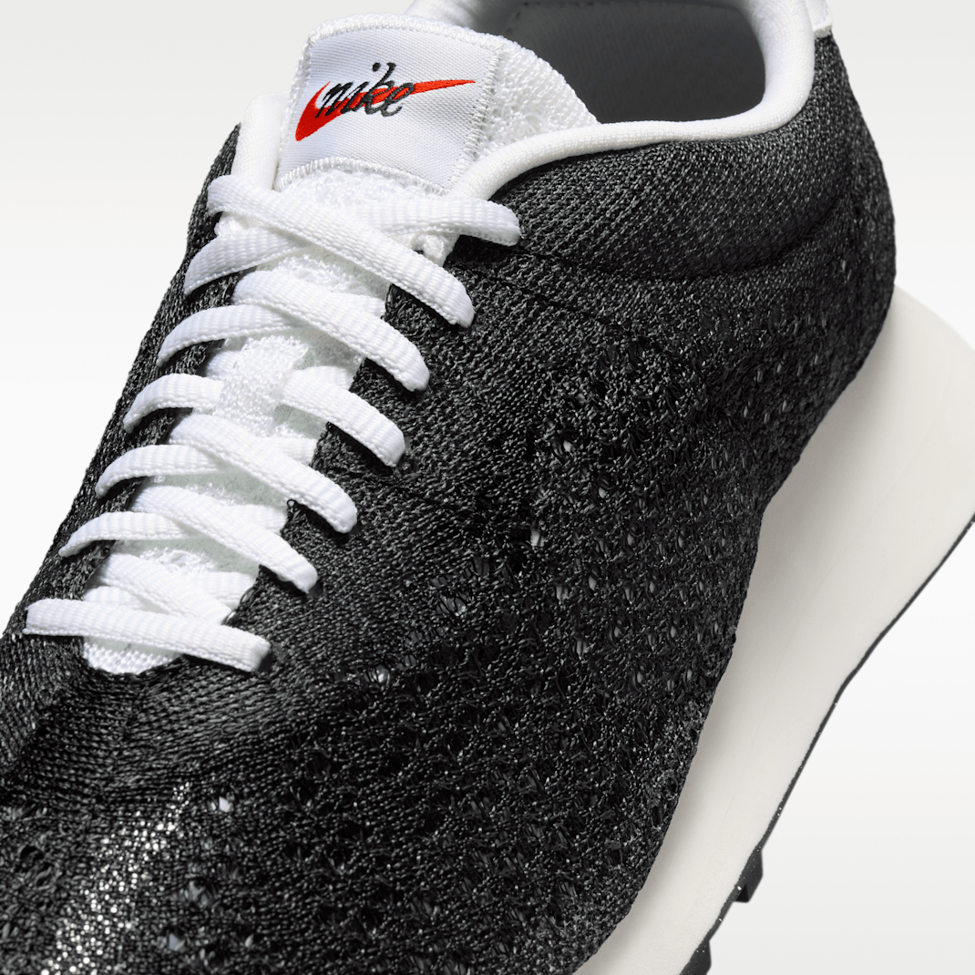 Black/Dark Smoke Grey/Natural/White