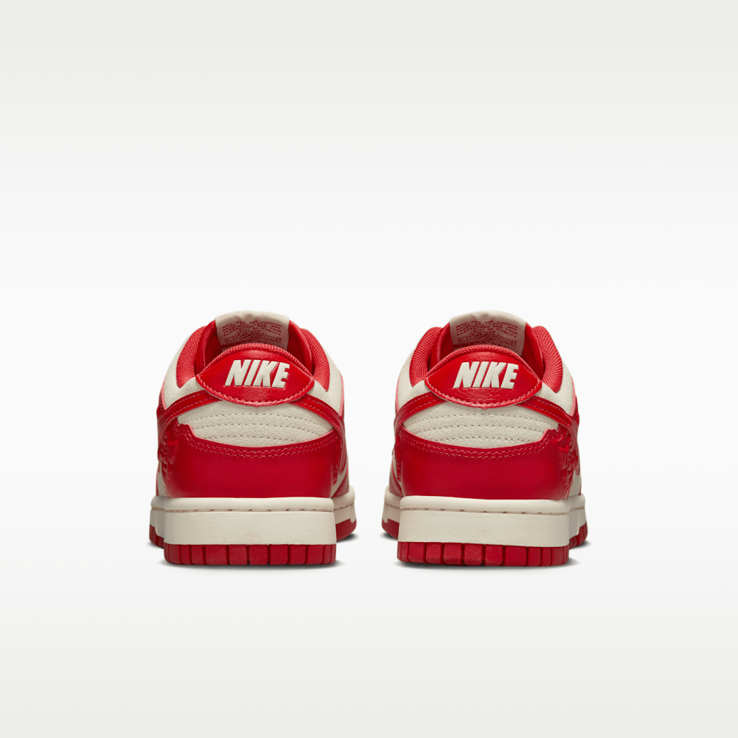 Coconut Milk/Pale Ivory/Black/University Red