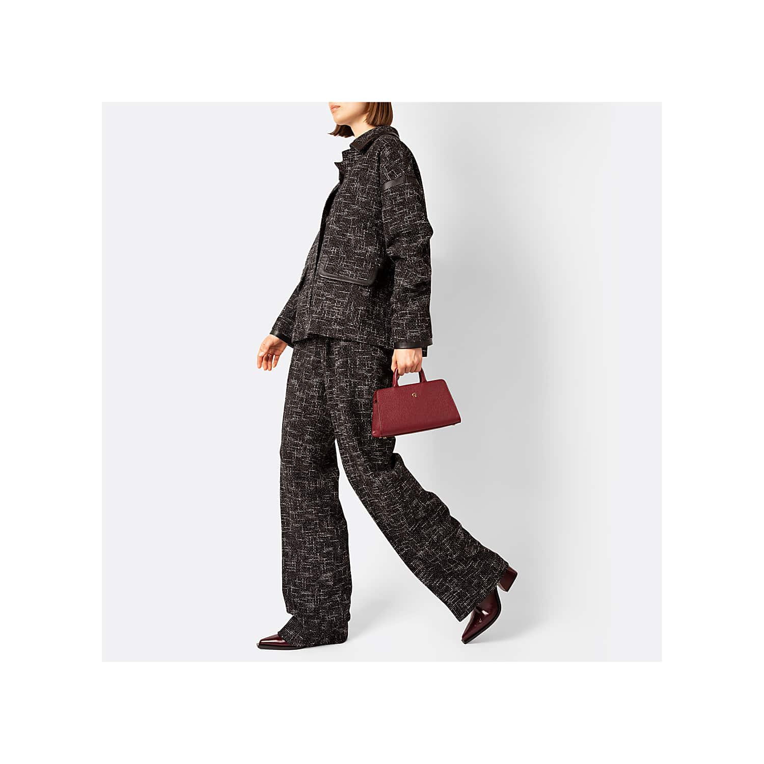 Cognac brown