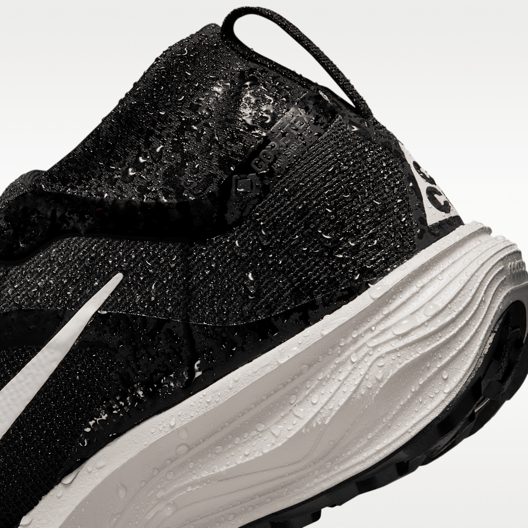 Black/Light Orewood Brown/Anthracite/Summit White