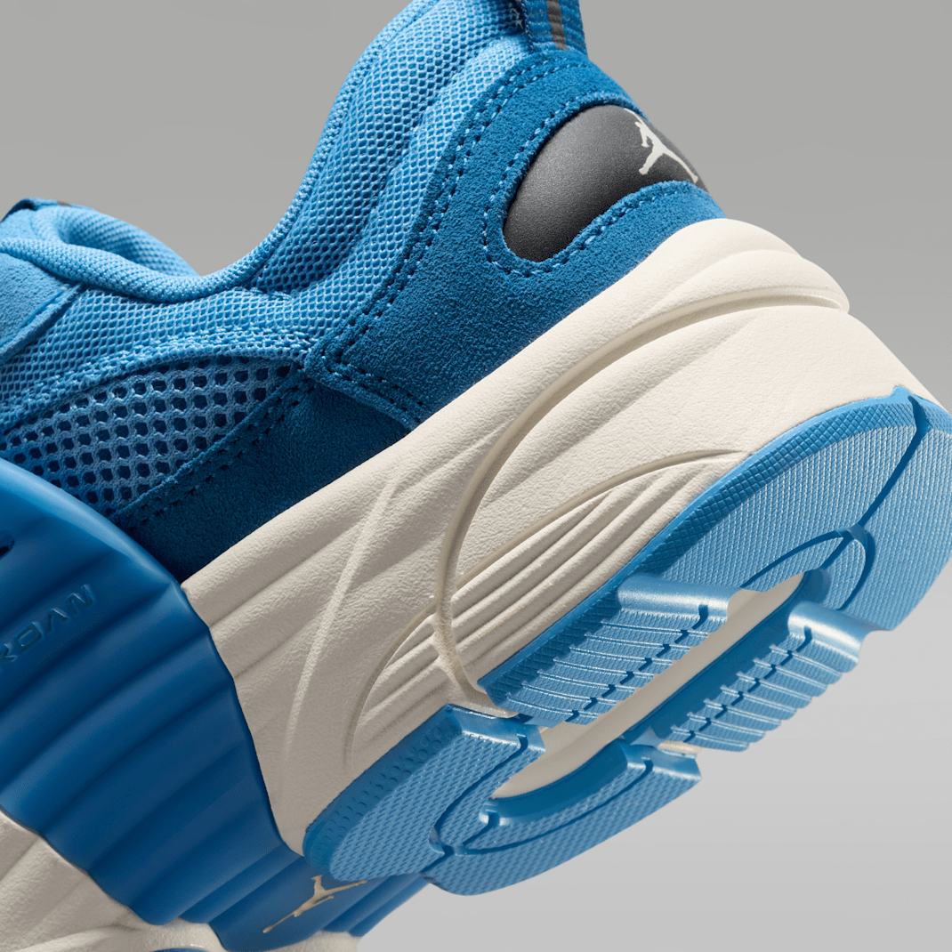 Blue Beyond/True Blue/Soft Pearl