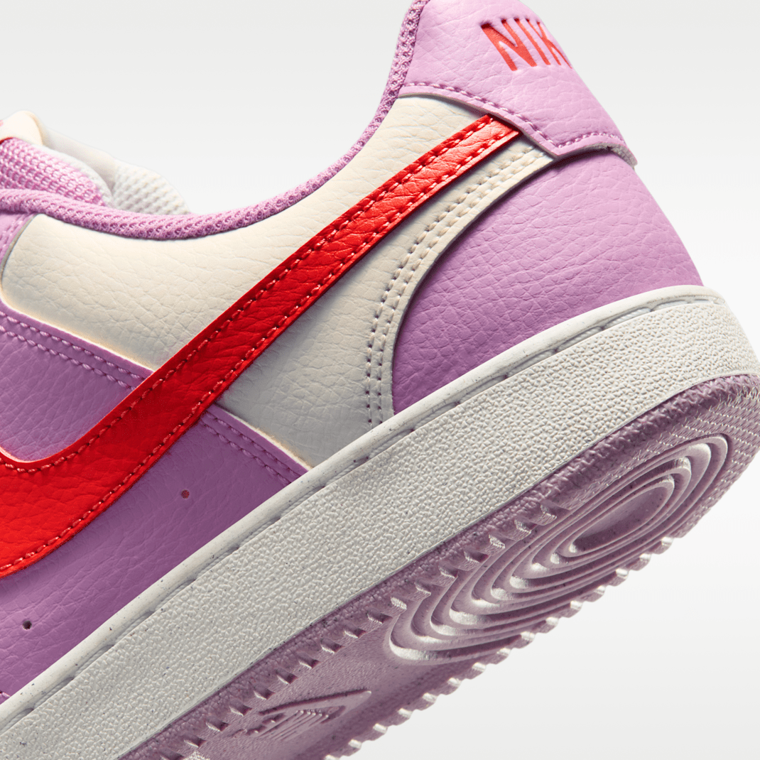 Light Magenta/Summit White/Light Crimson