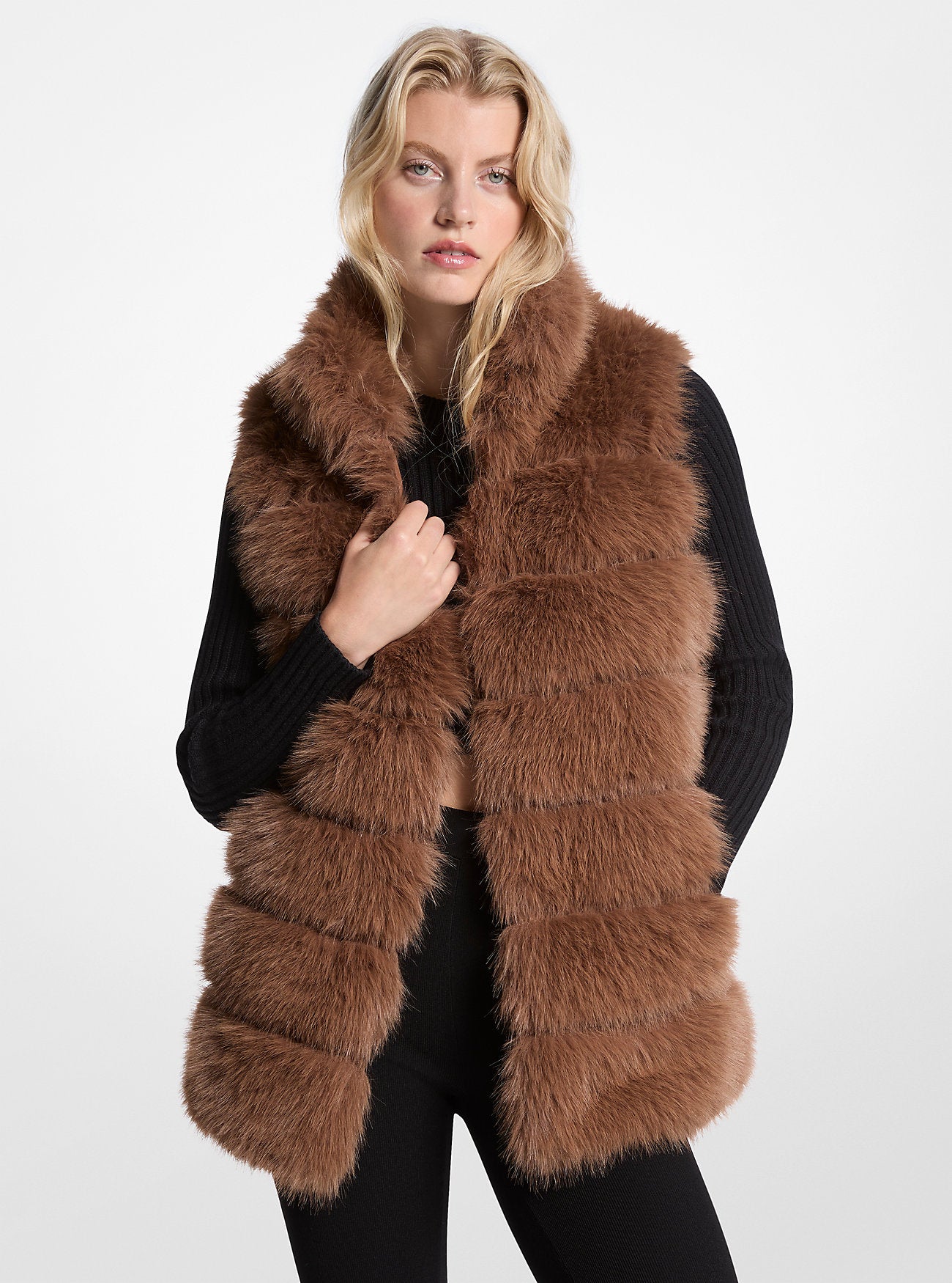 DARK CAMEL