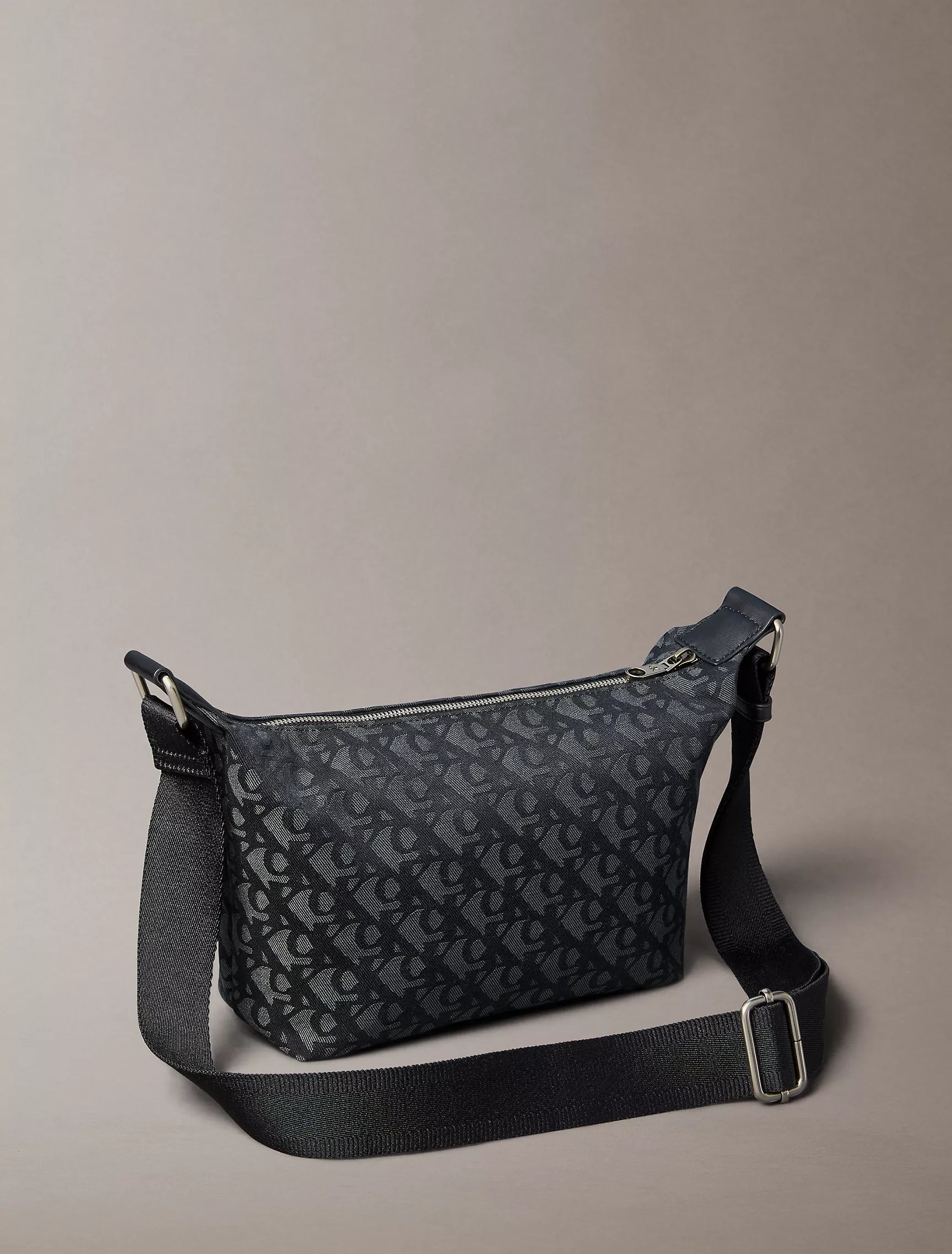 Black / Grey