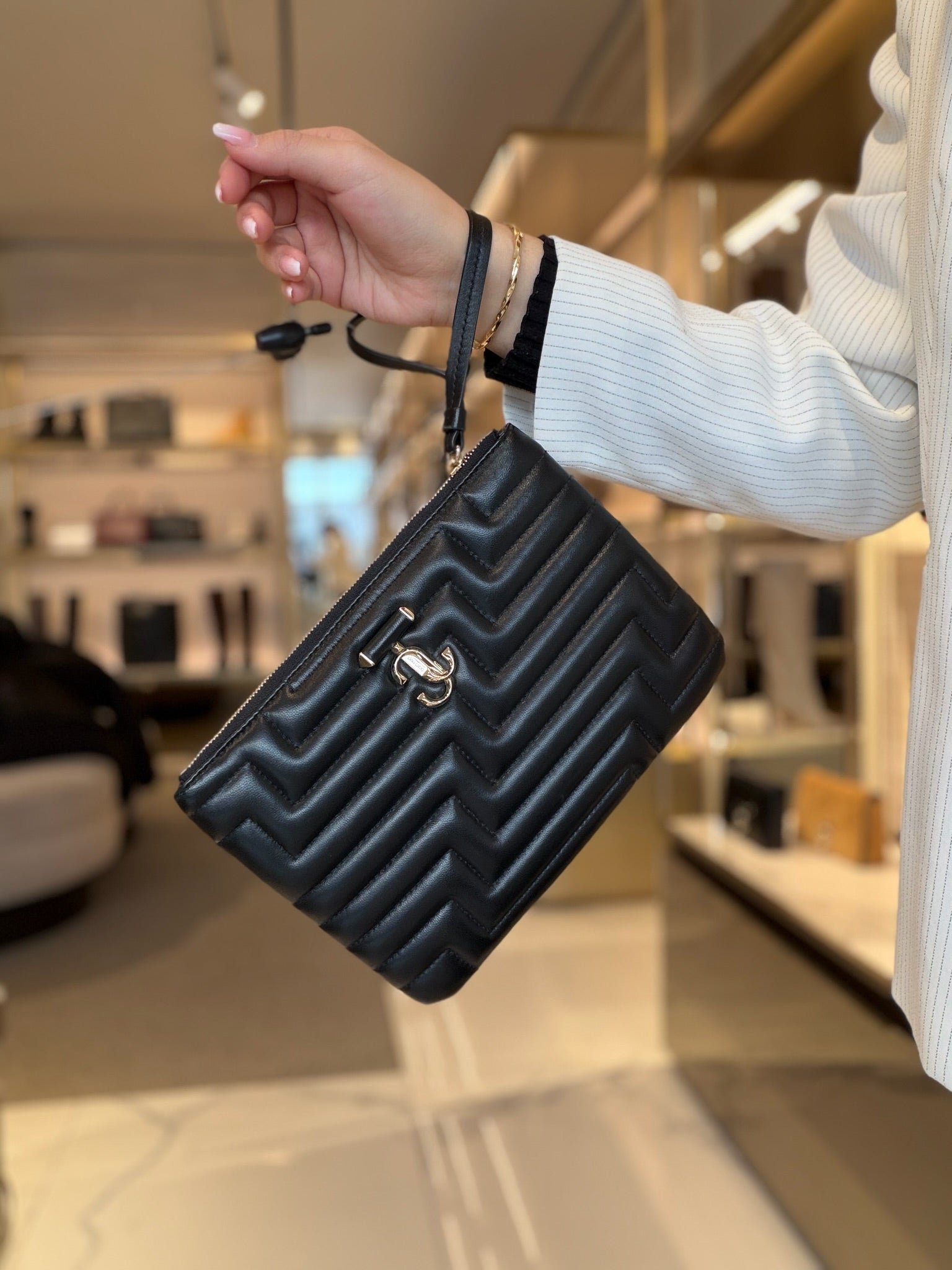 Avenue Quilted Leather pouch