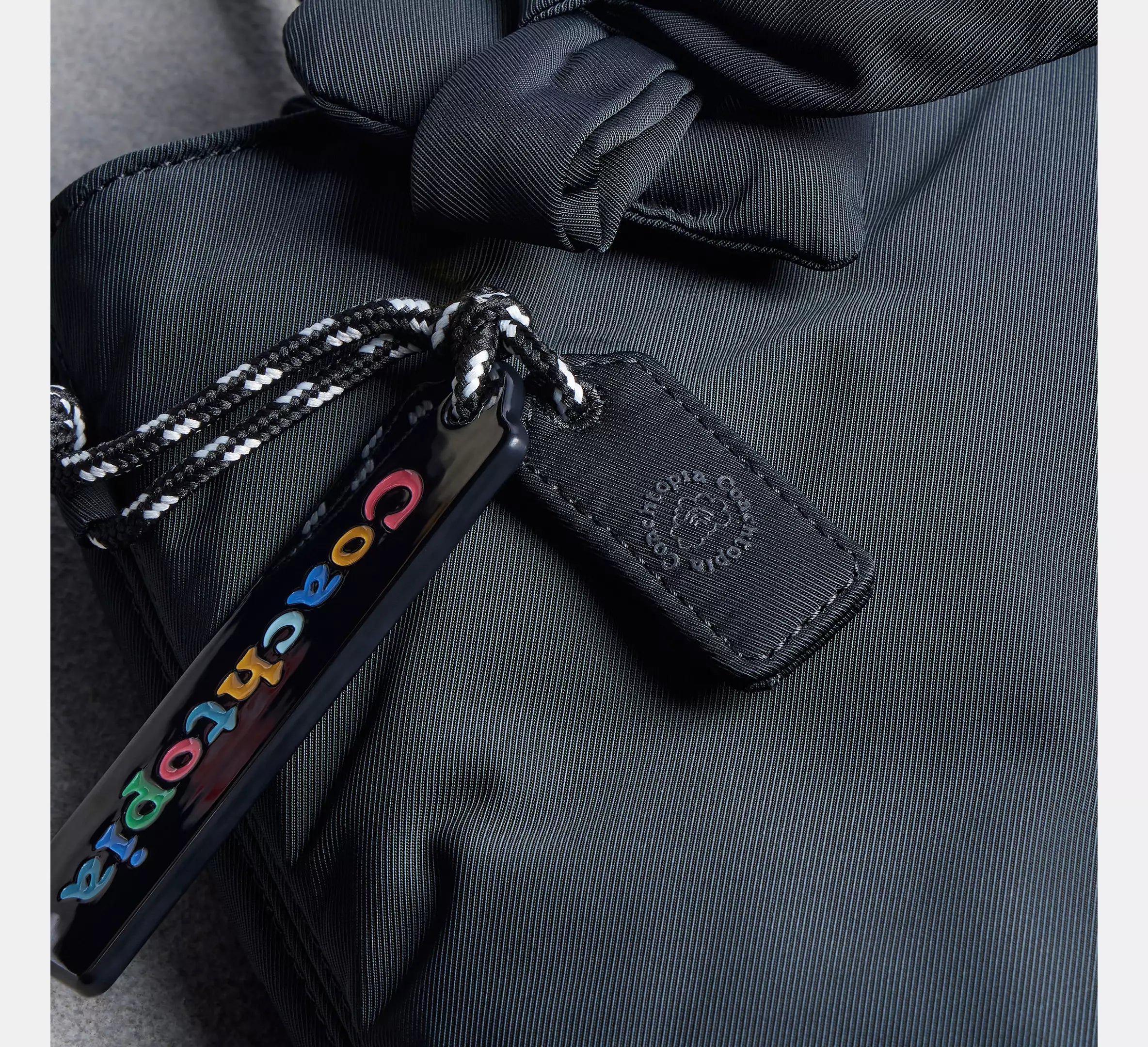 Black/Multi