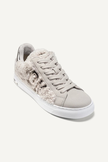 white/champagne