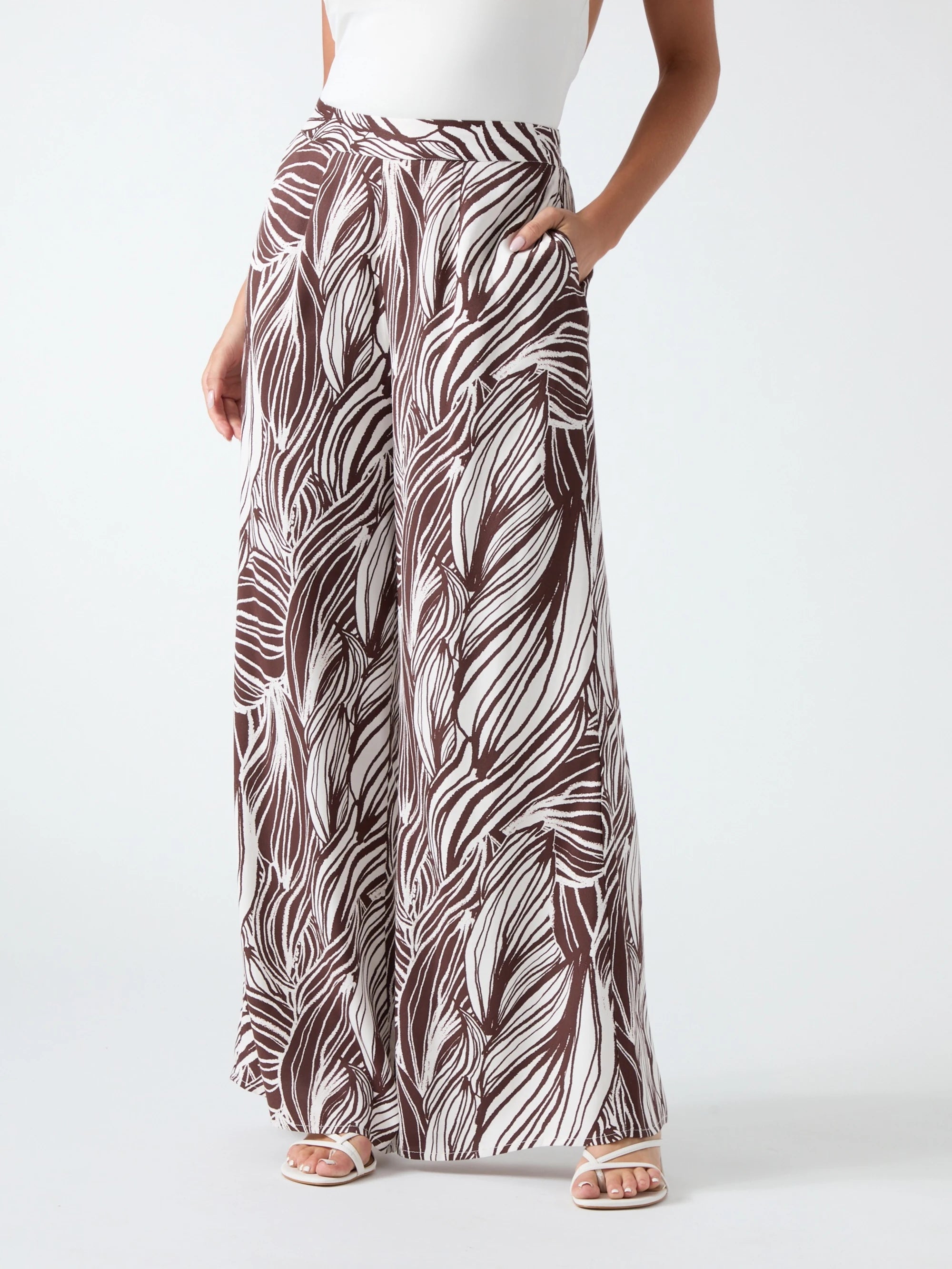 Zebra Leaf Small Coffe Ao