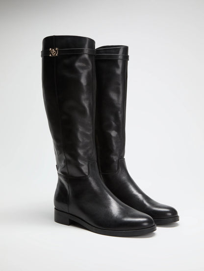 Black 001
