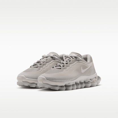 Moon Particle/Metallic Silver/Vast Grey