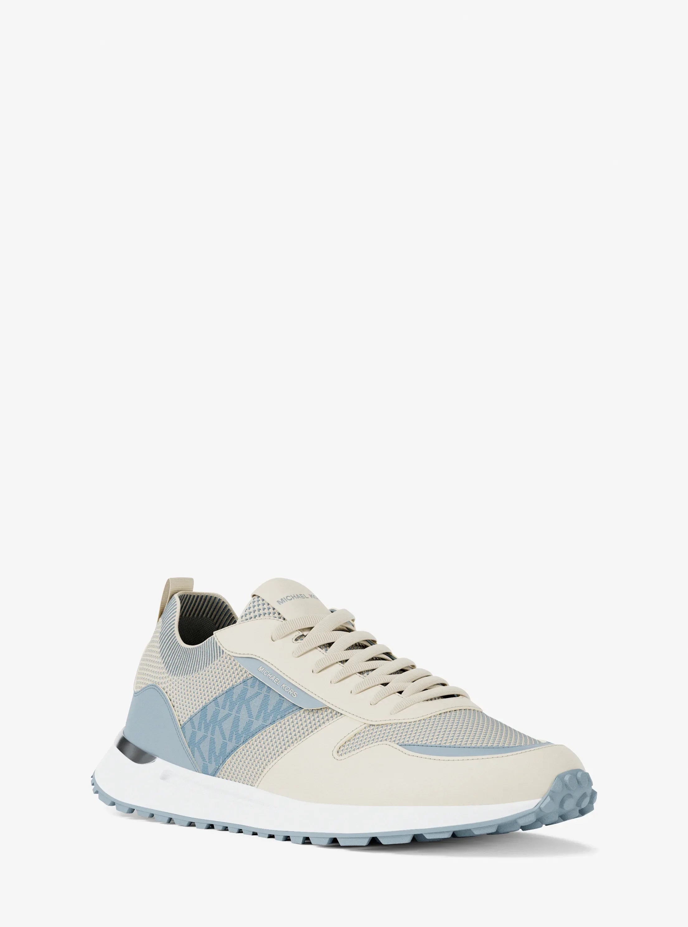 PALE OCEAN