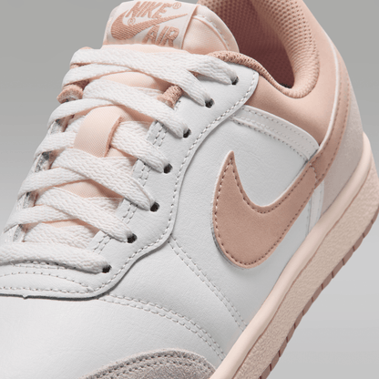 Summit White/Sail/Legend Medium Brown