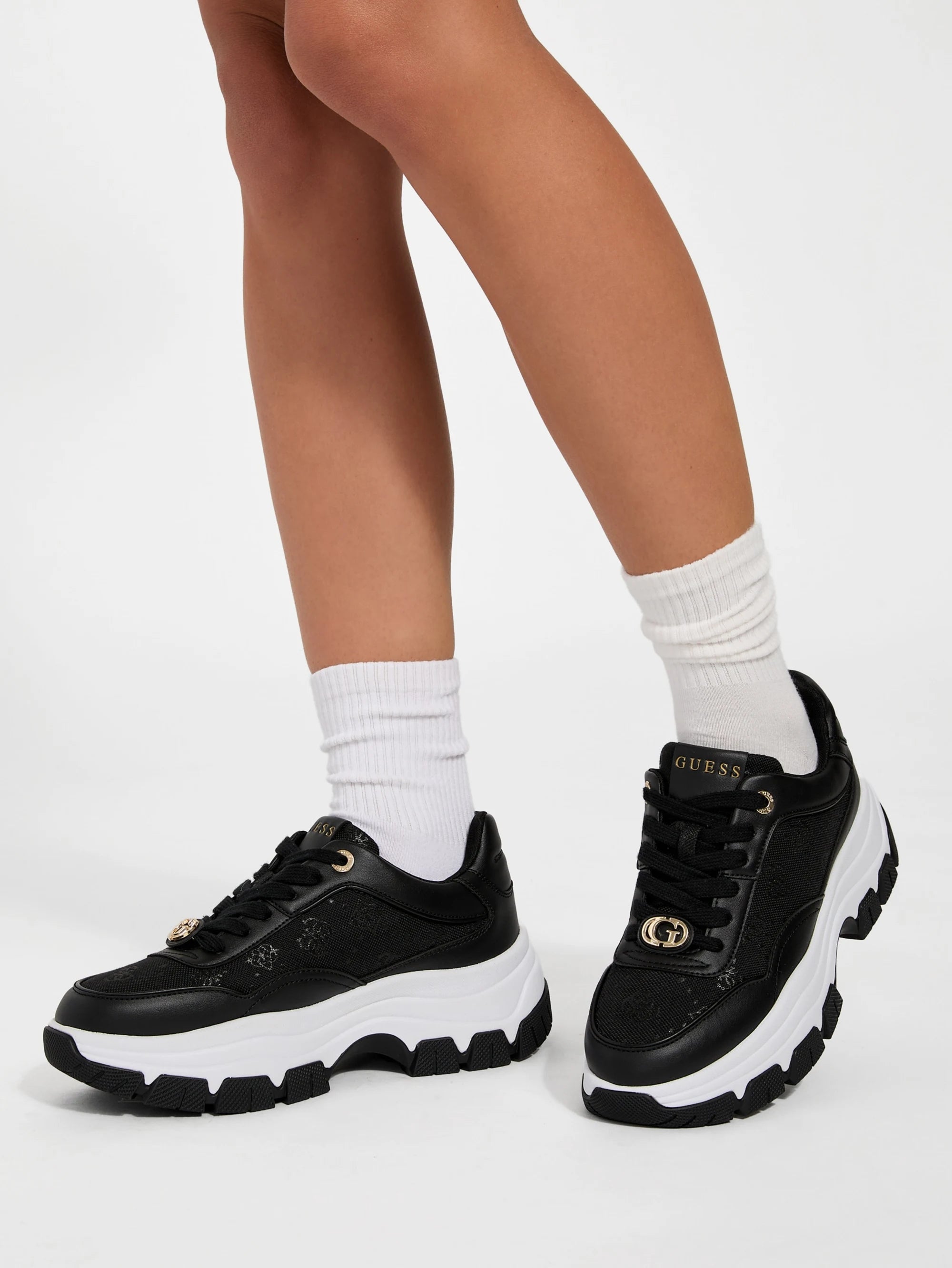 Black 001