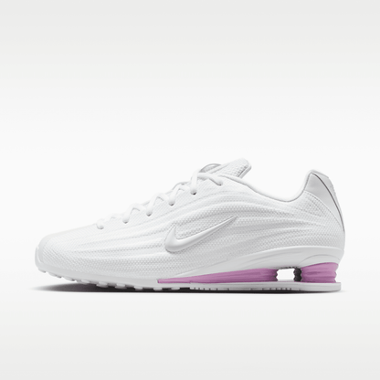 White/Light Magenta