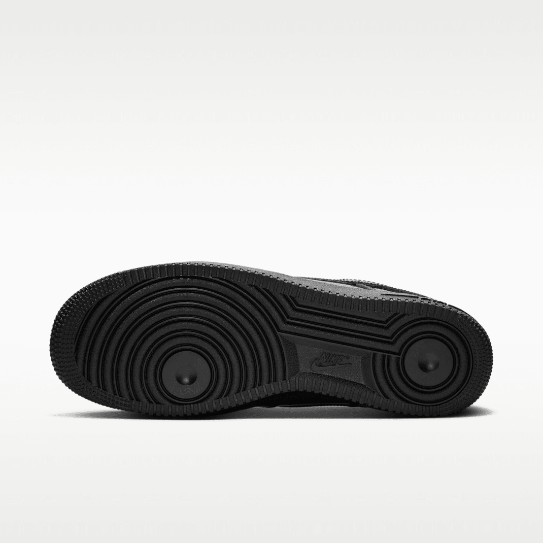 Black/Black/Black