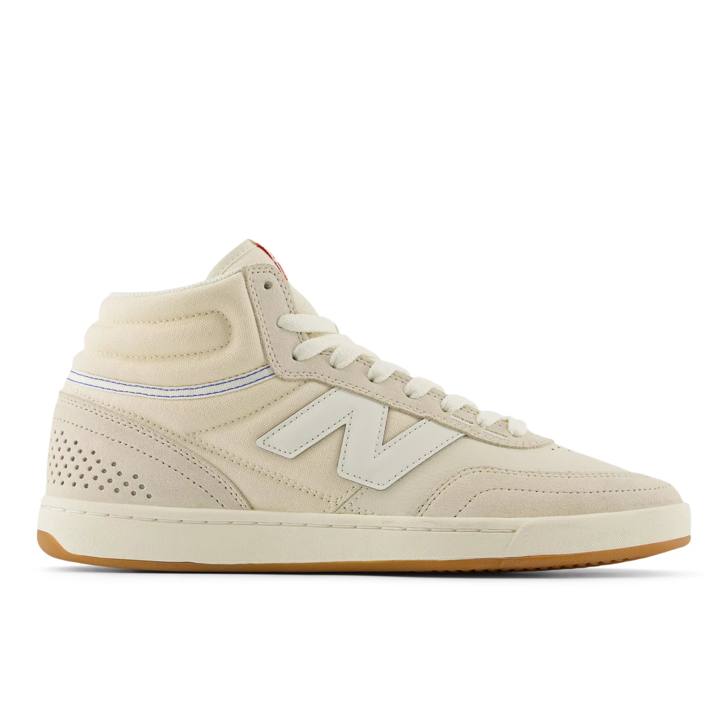 Timberwolf With White