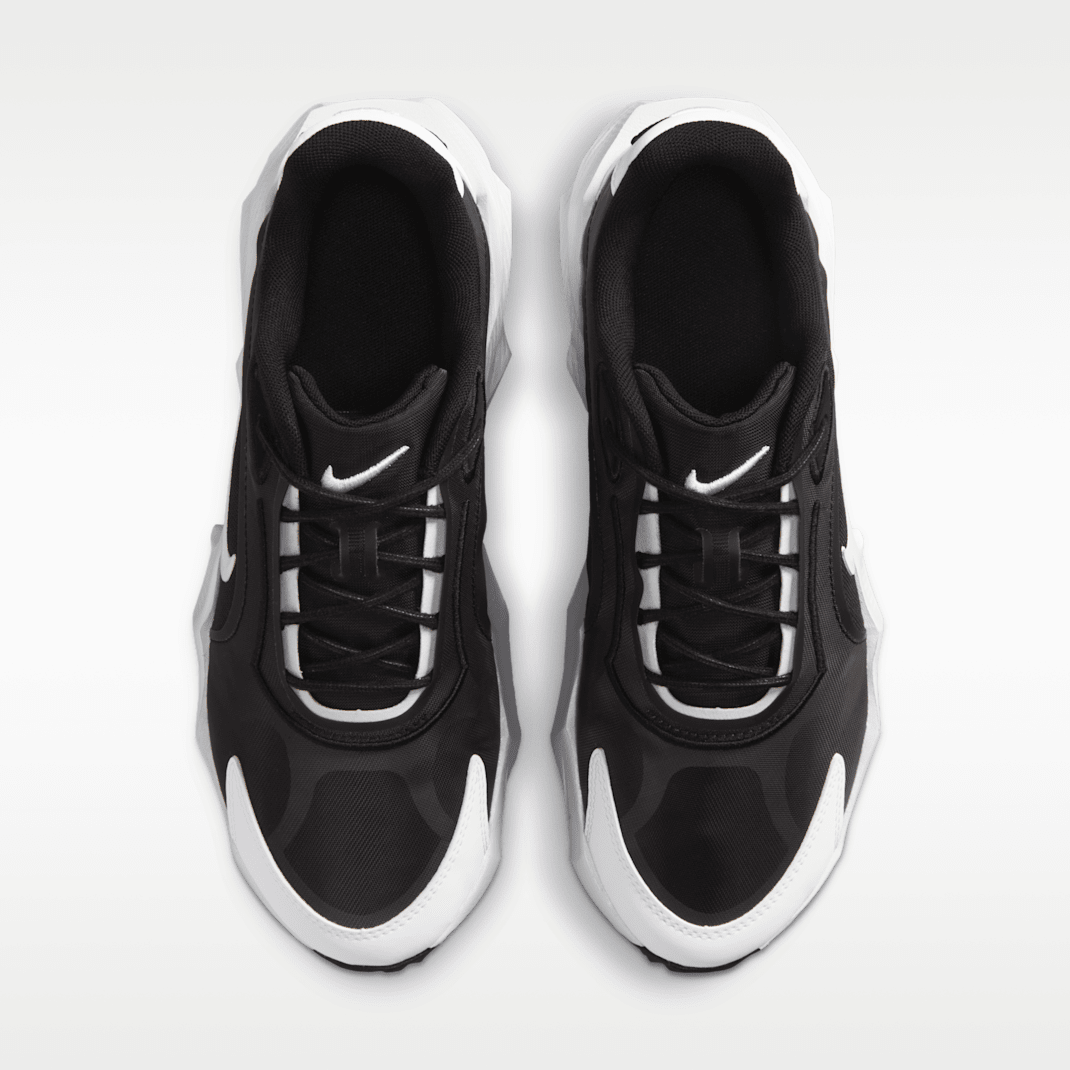 Black/White