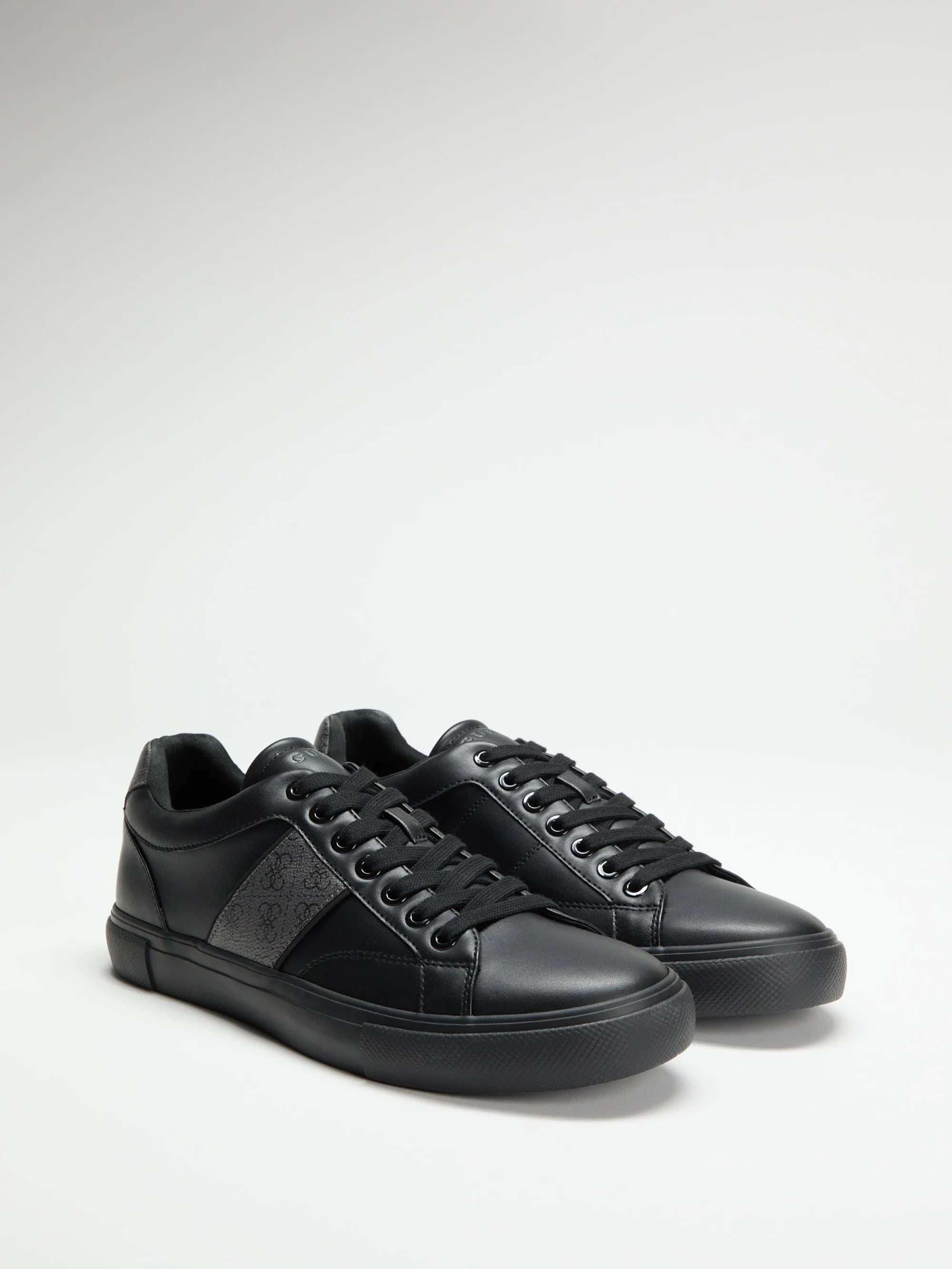 Black 001