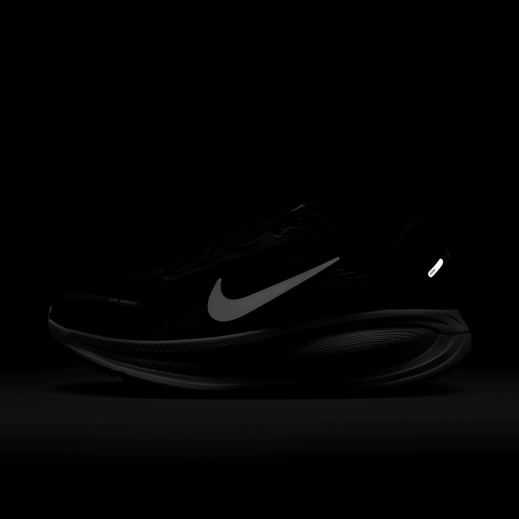 Black/Coconut Milk/Light Iron Ore/Summit White
