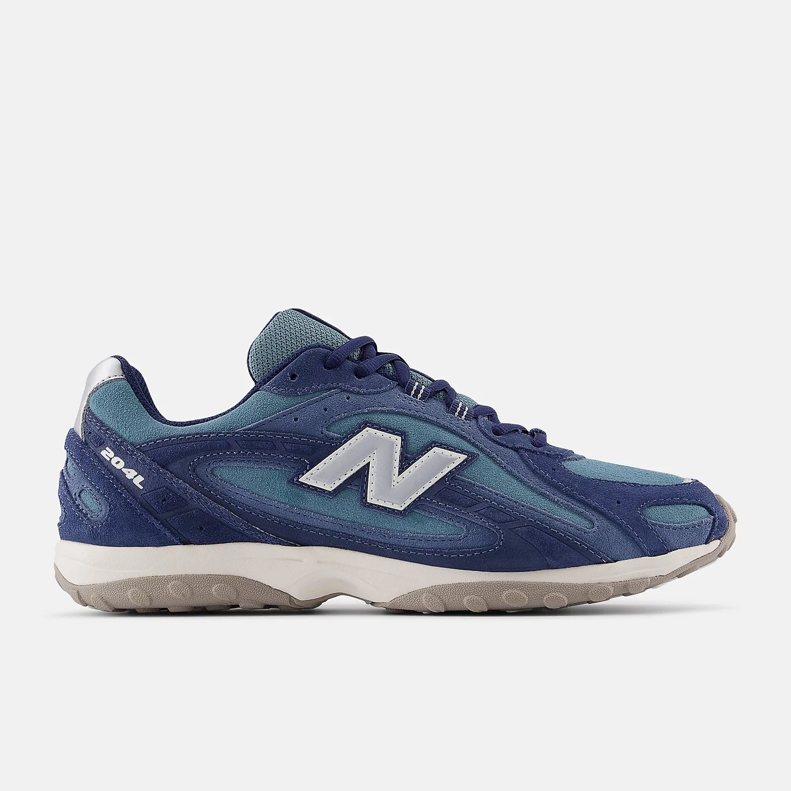 Nb Navy With Salt Water