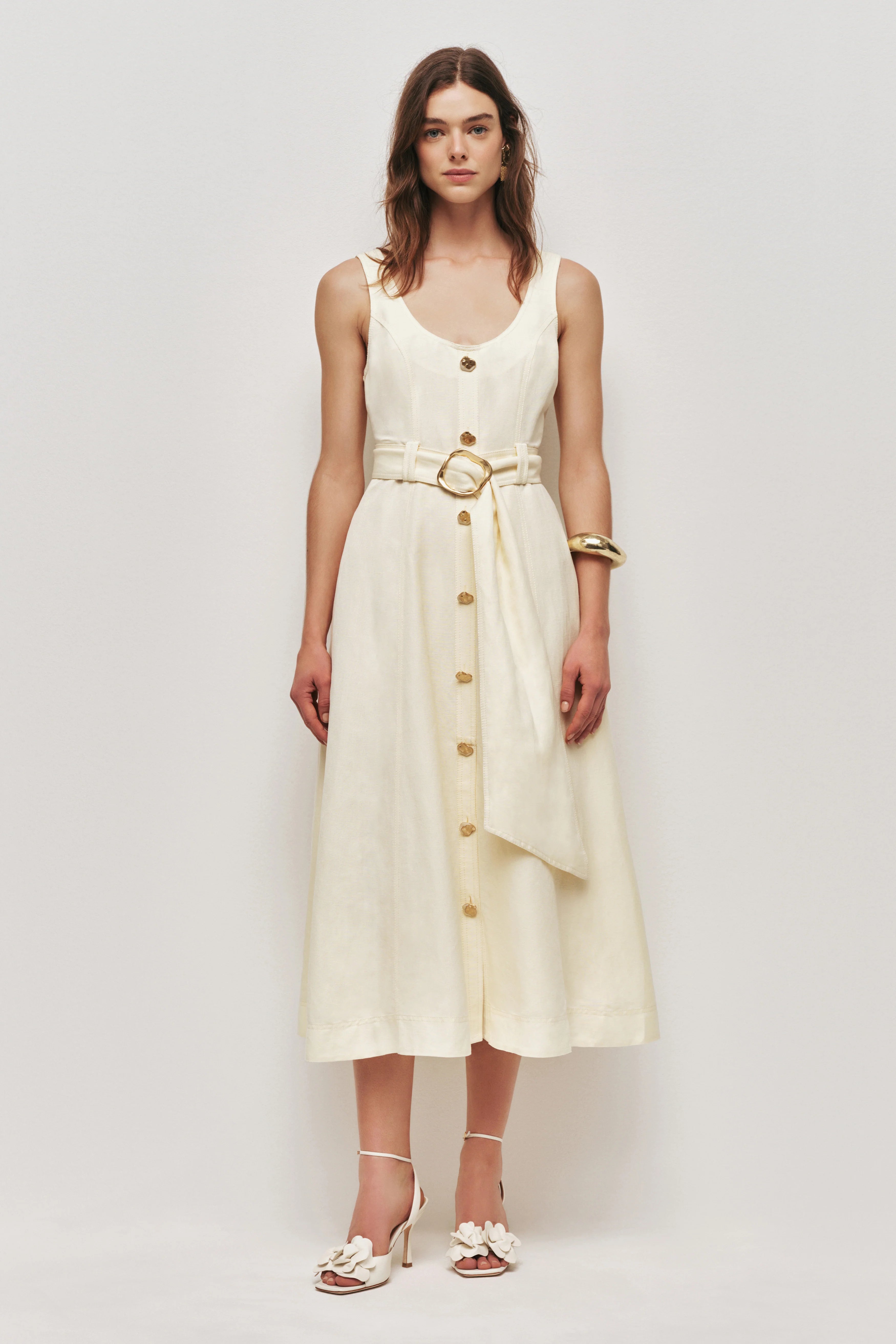 BUTTER YELLOW