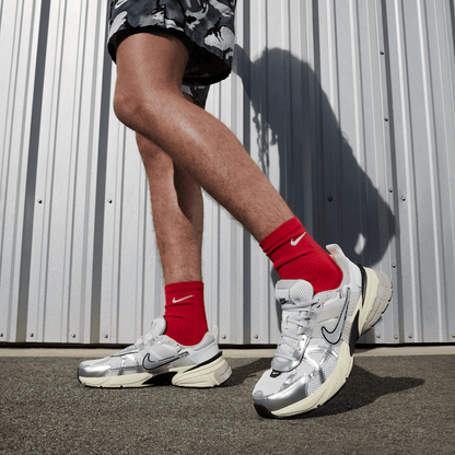 Summit White/Pure Platinum/Light Iron Ore/Metallic Silver
