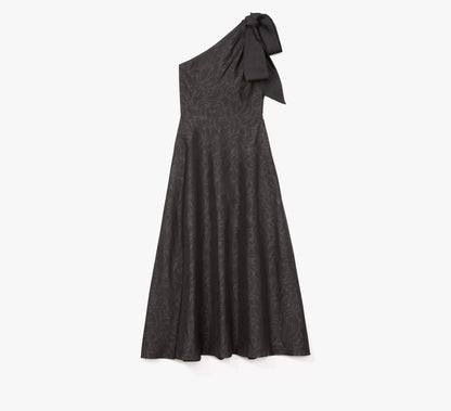 Black Tonal