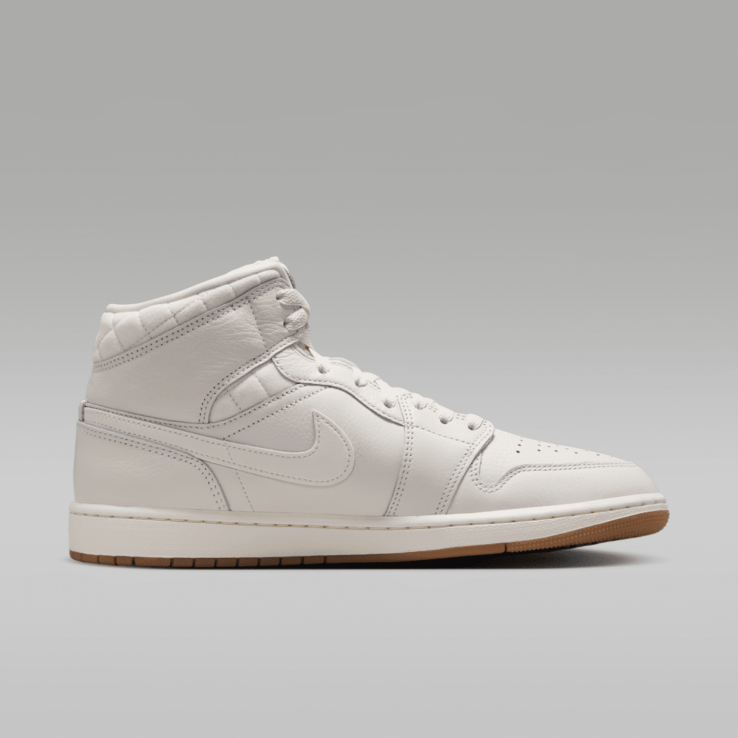 Phantom/Gum Dark Brown/University Red/Sail