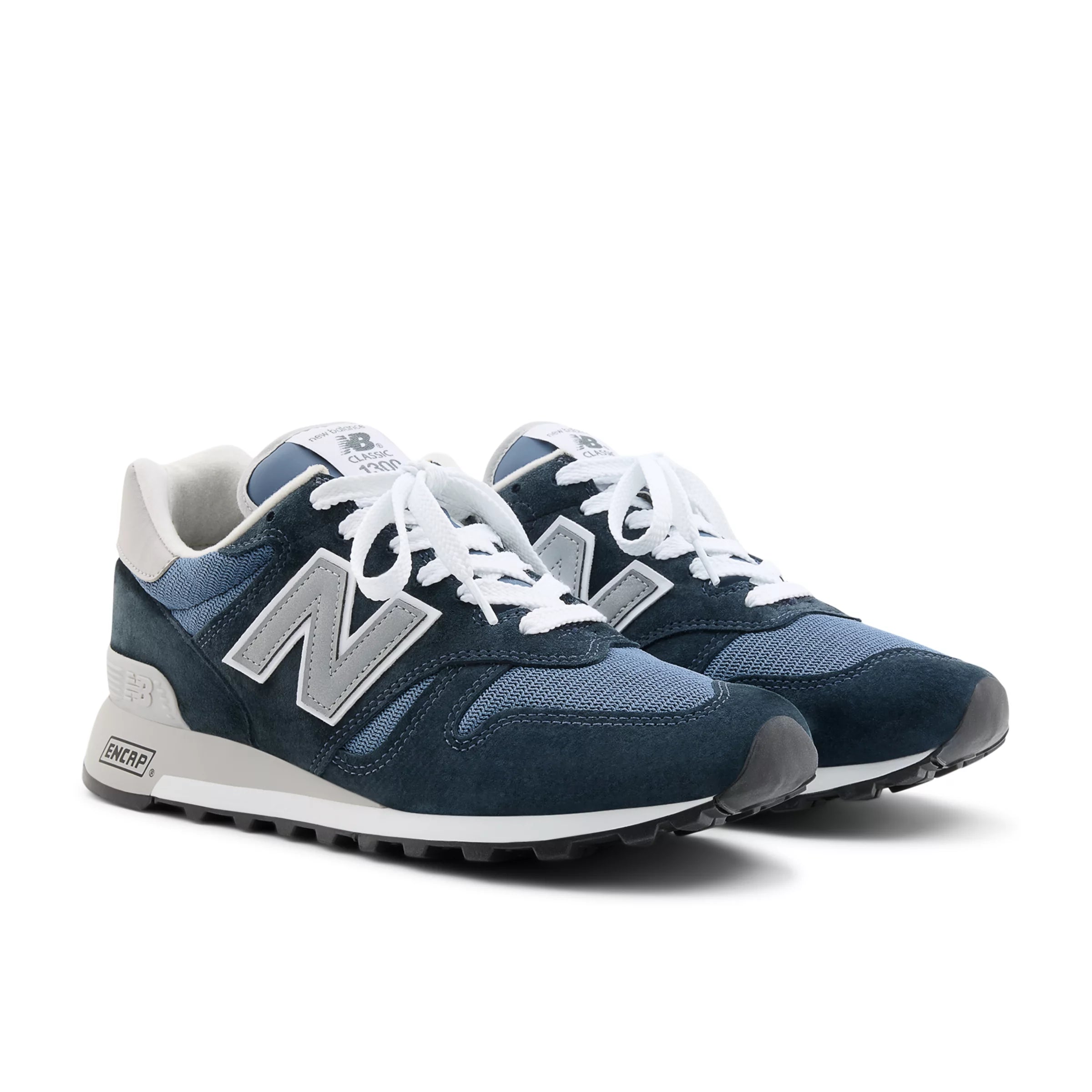 Nb Navy With Raincloud And White