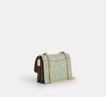 Gold/Pale Green