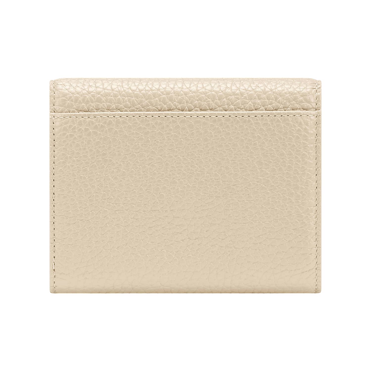 Macadamia white