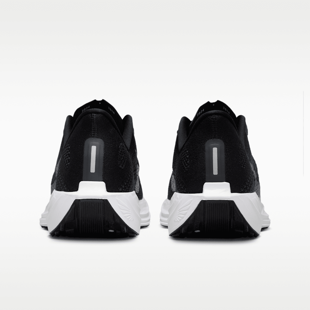 Black/Anthracite/White/Pure Platinum