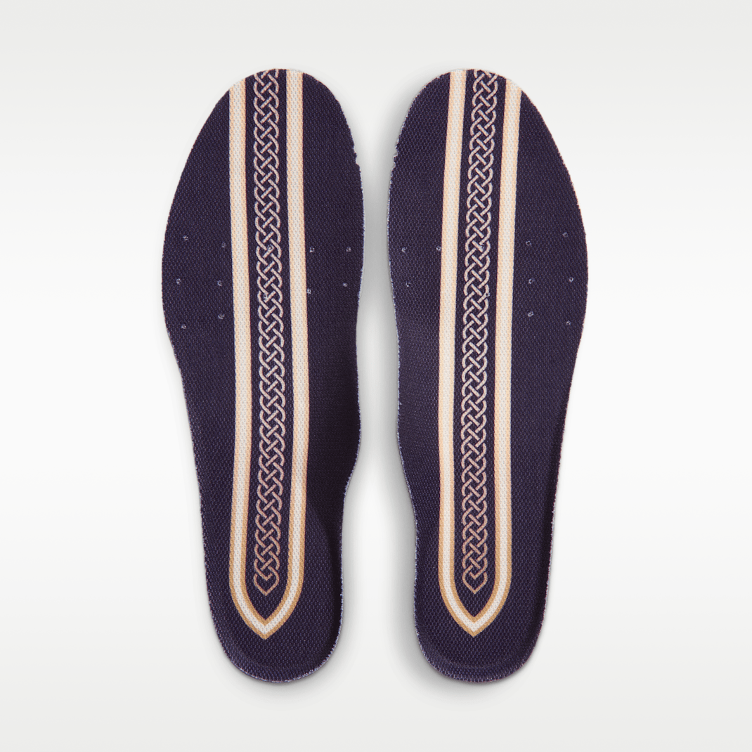 Purple Dynasty/Pale Ivory/Metallic Gold