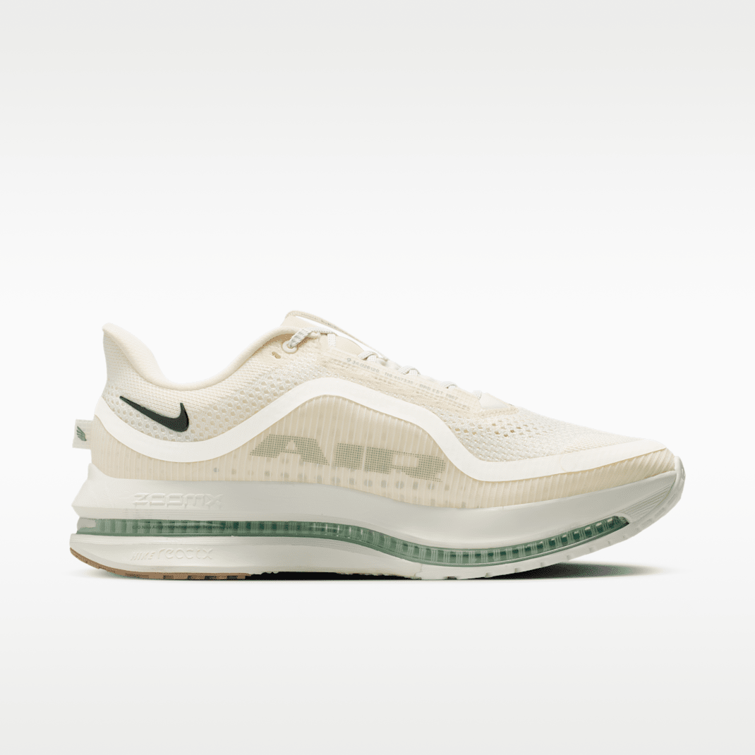 Pale Ivory/Jade Horizon/Spruce Aura/Black Spruce