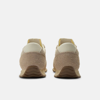 Bisque With Flat Taupe