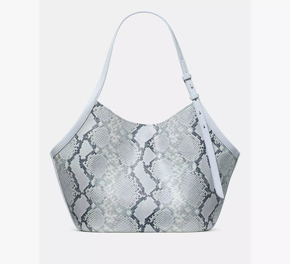 Pale Sapphirine