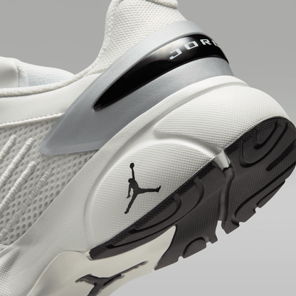 Summit White/Metallic Silver/Black