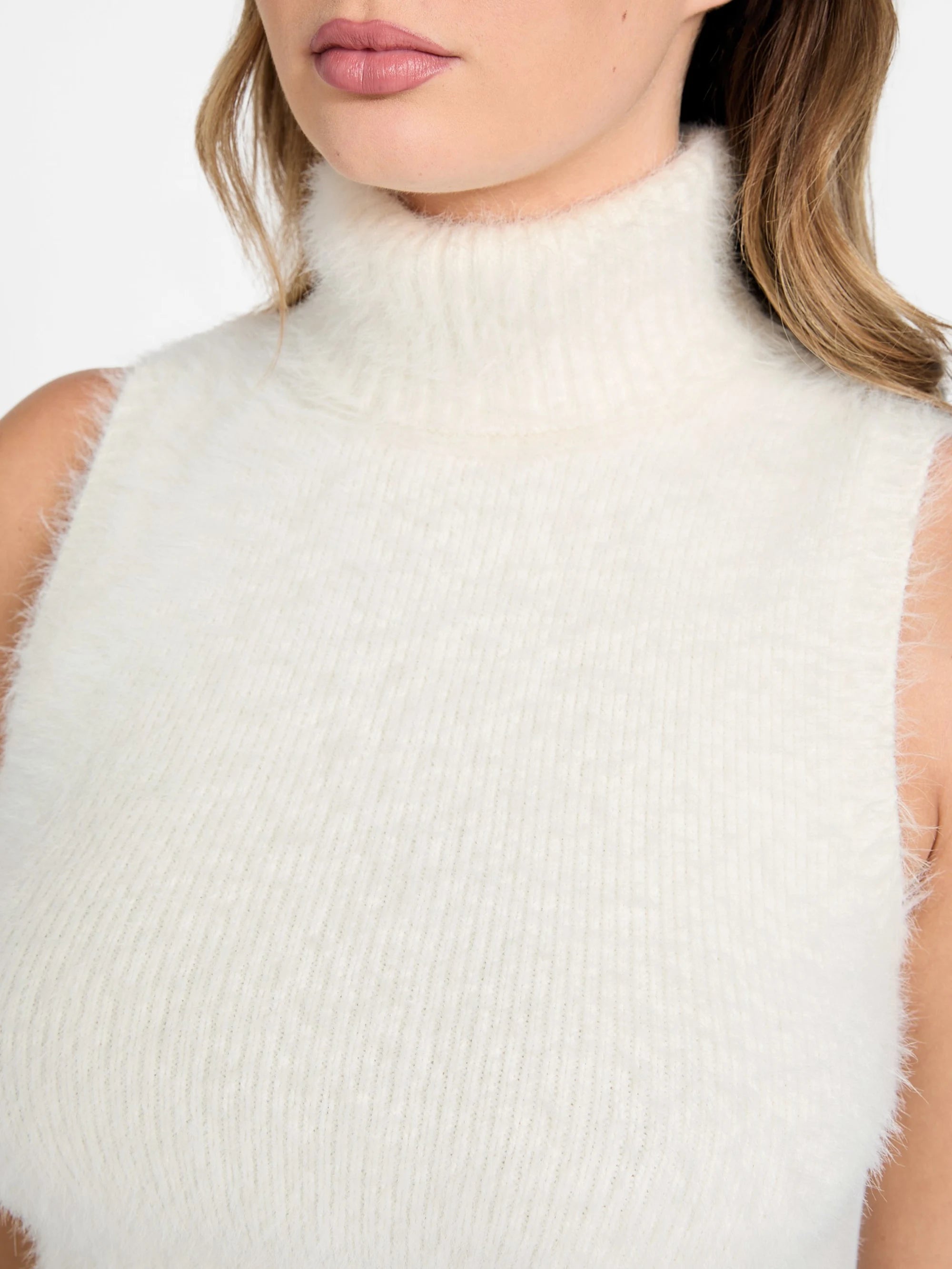 Dove White