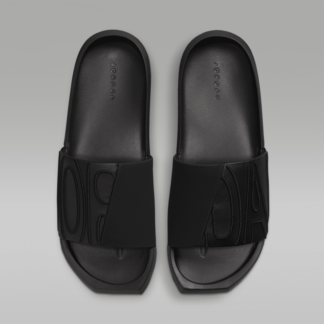 Black/Black/Black