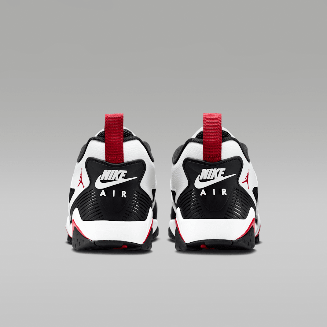 White/Black/Gym Red 4