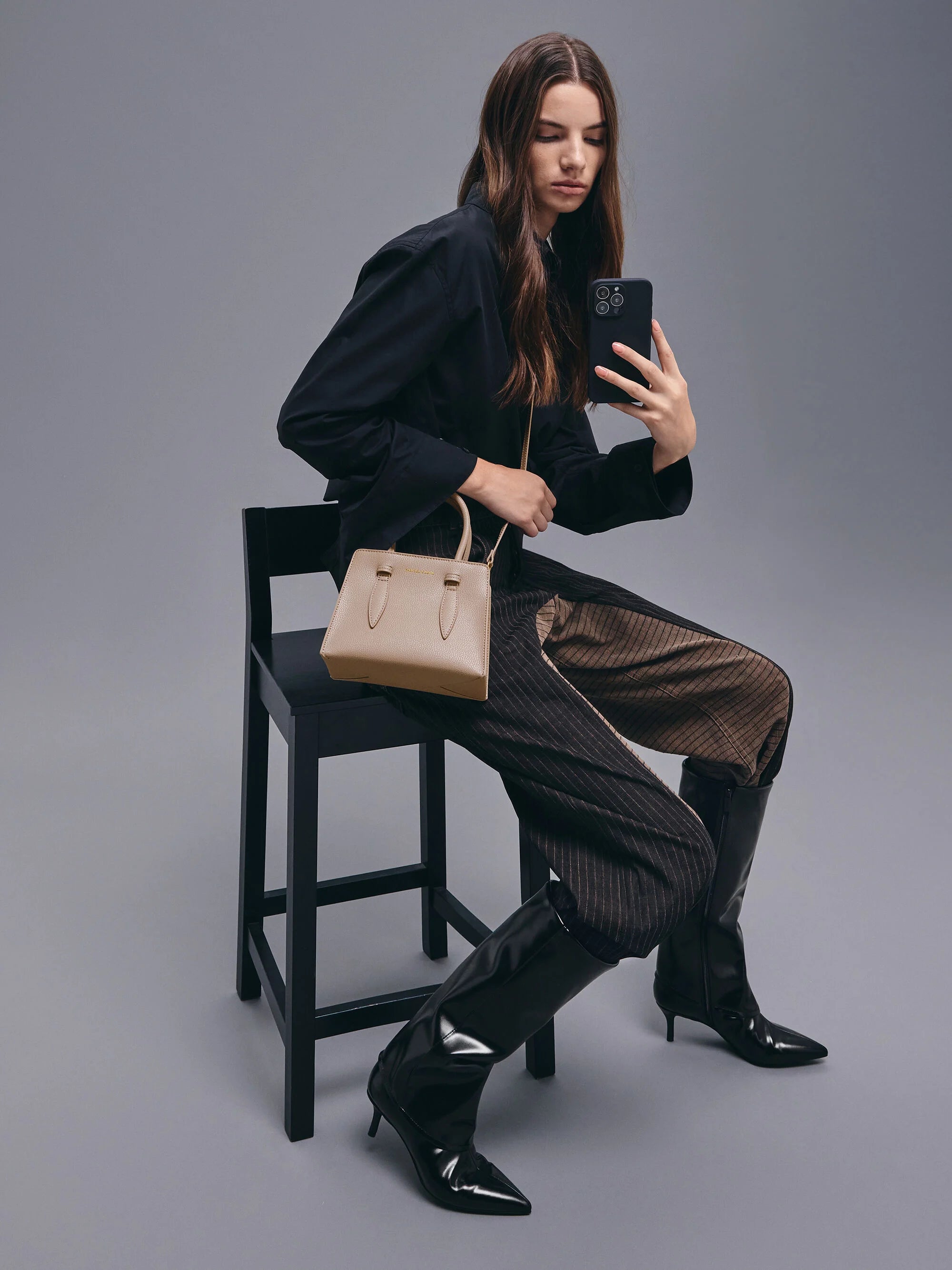 Taupe