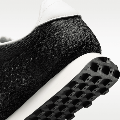 Black/Dark Smoke Grey/Natural/White