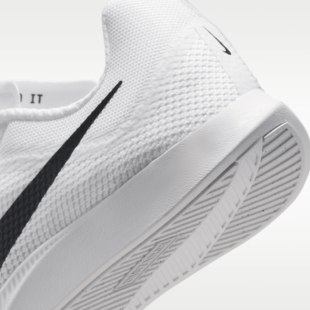 White/Metallic Silver/Black