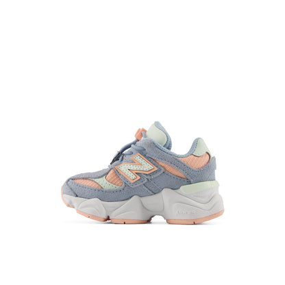 Mint Water With Light Arctic Grey